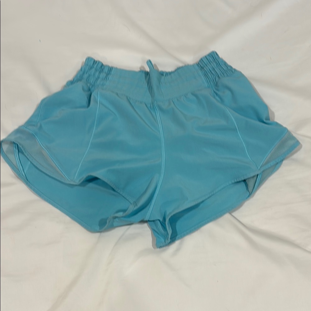 Lululemon Hotty hot short 2.5
